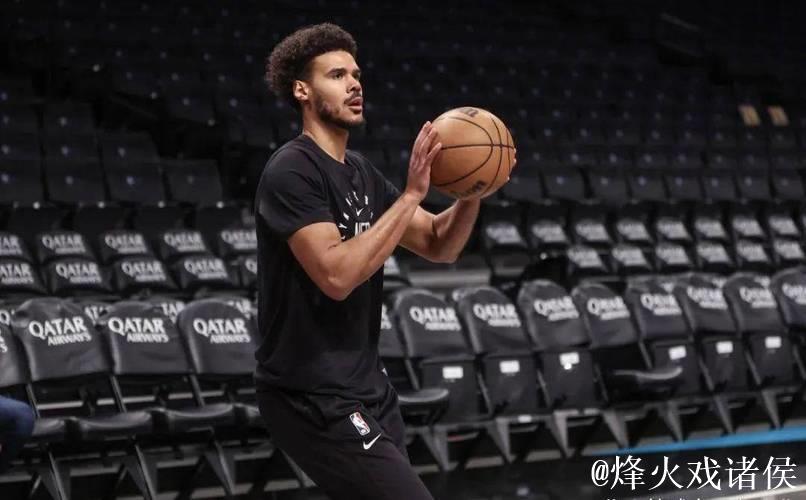 卡梅伦-约翰逊全场9投5中，三分5中2得到13分3篮板2助攻